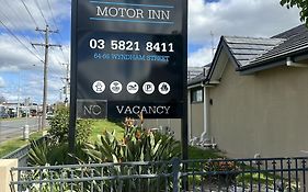 Motor Inn Tudor House Motel  3*