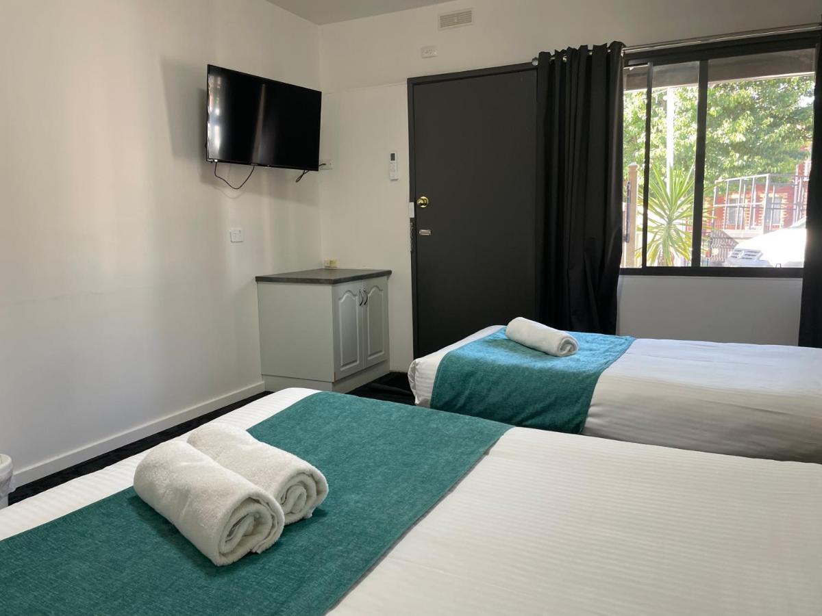 Shepparton Motor Inn Tudor House Motel Ngoại thất bức ảnh