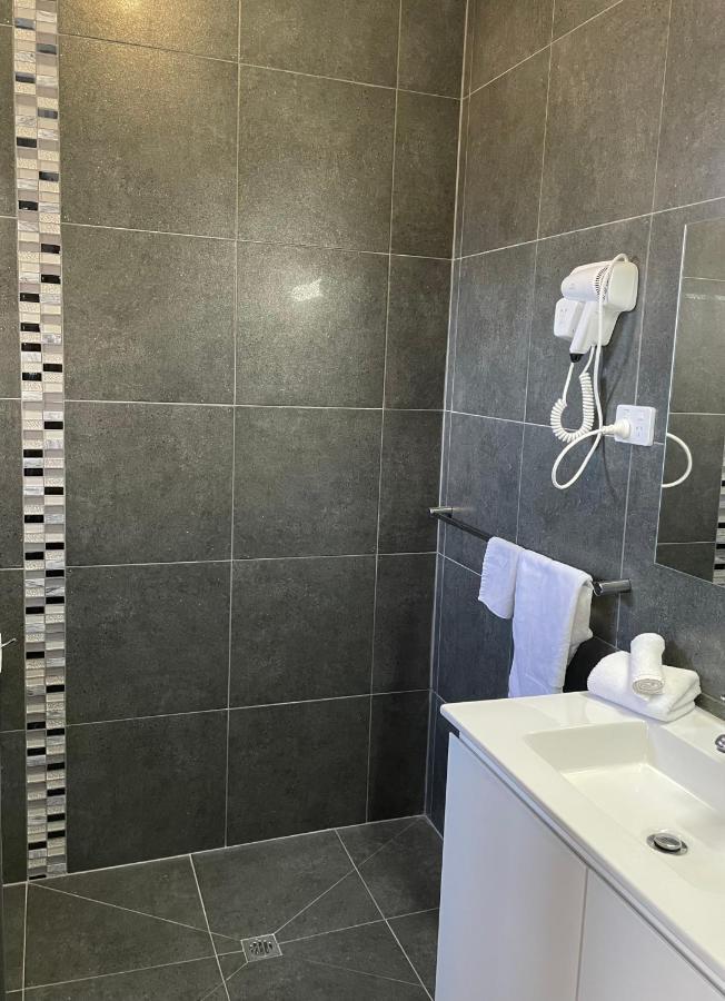 Shepparton Motor Inn Tudor House Motel Ngoại thất bức ảnh