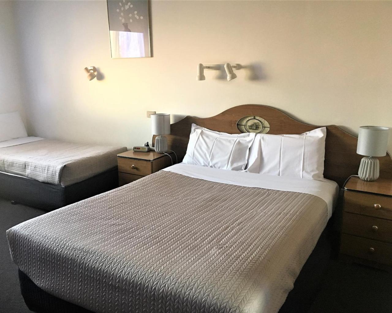 Shepparton Motor Inn Tudor House Motel Ngoại thất bức ảnh