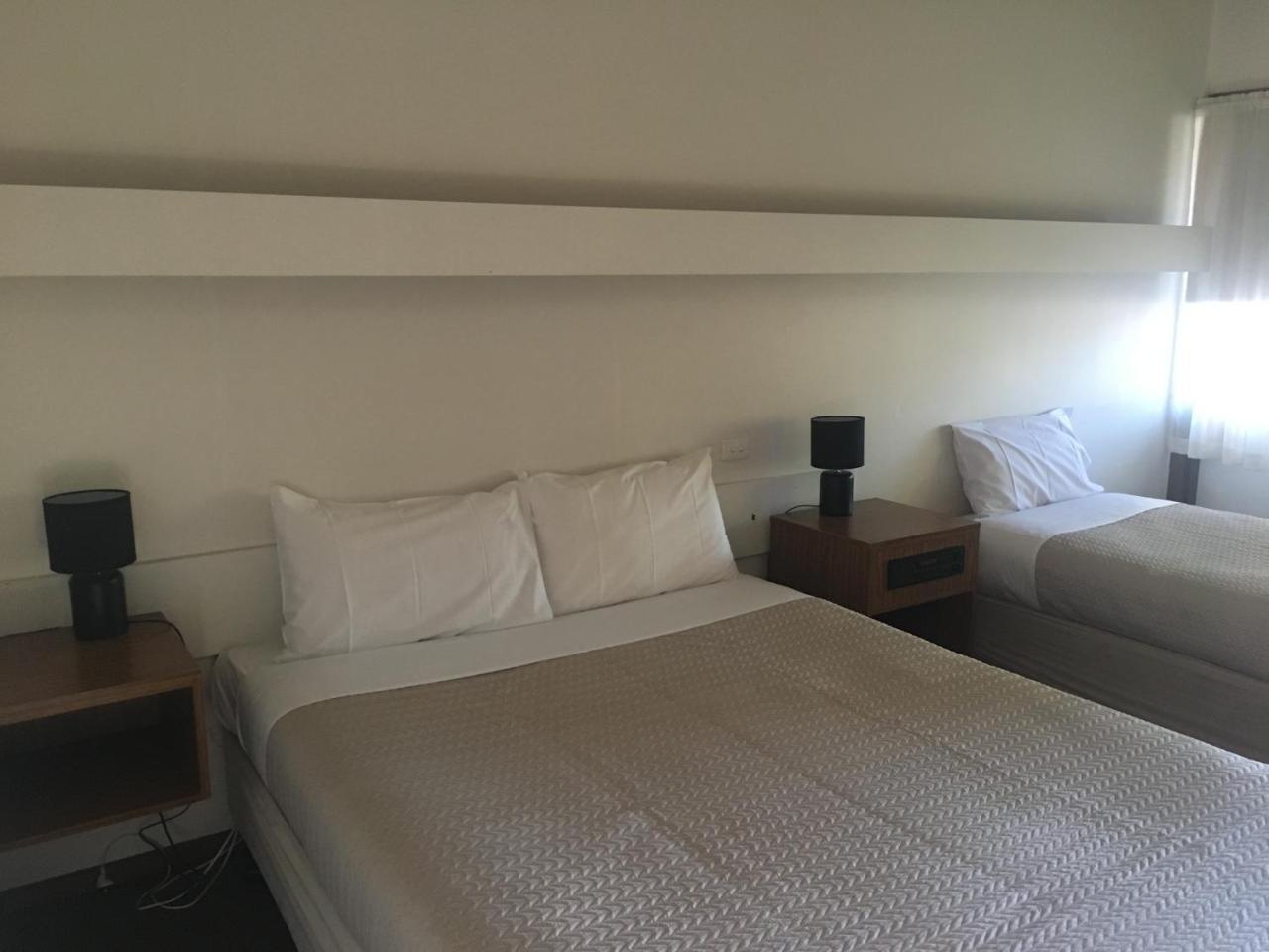 Shepparton Motor Inn Tudor House Motel Ngoại thất bức ảnh